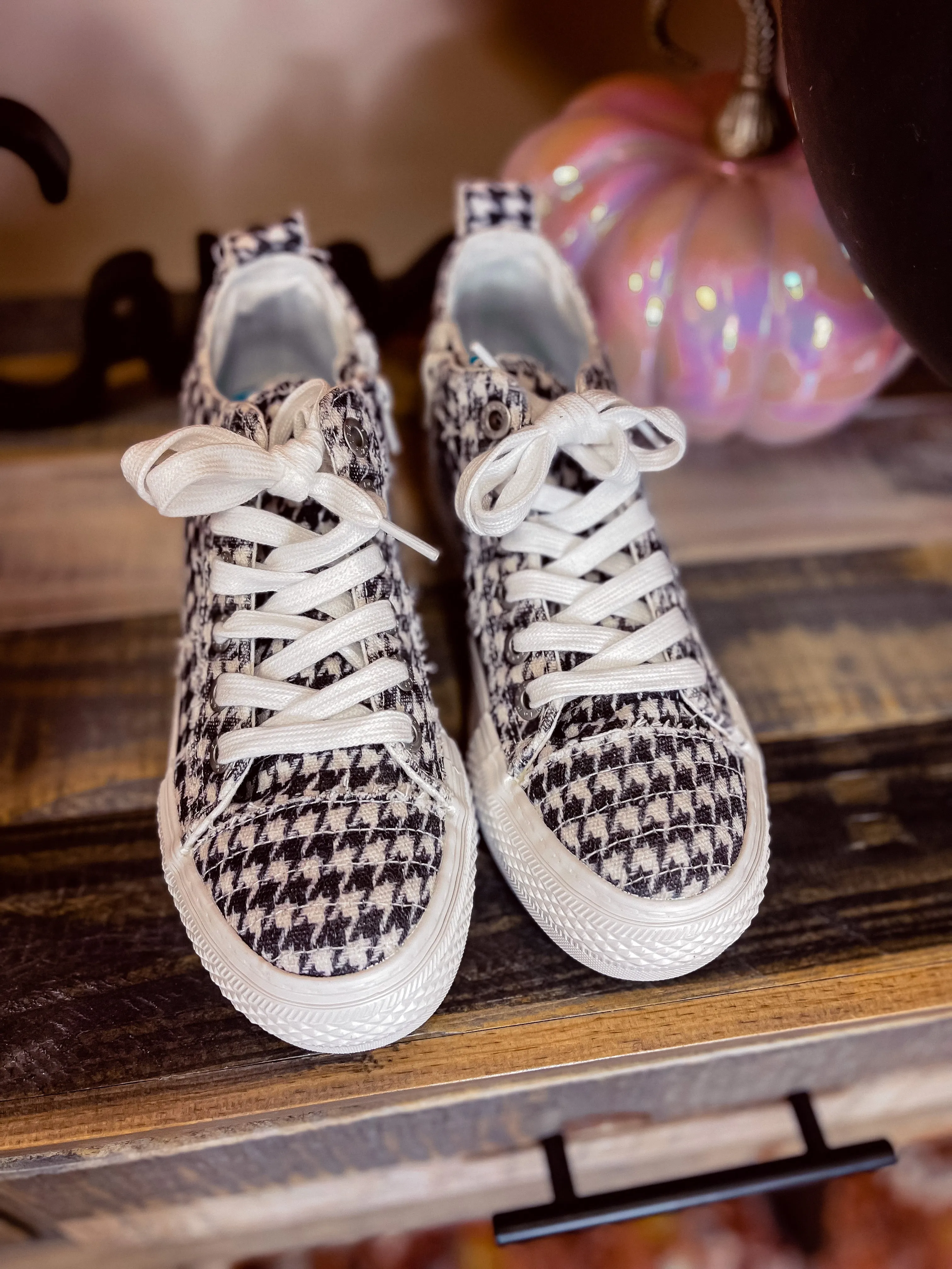 Blowfish Black & White Central Park Miami Sneaker