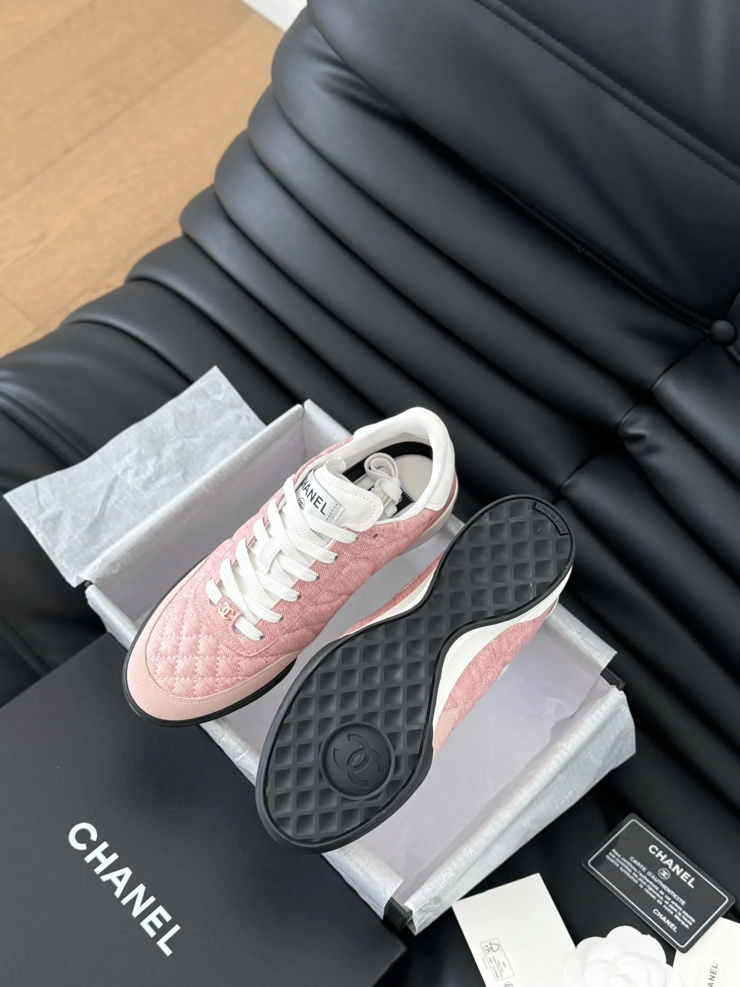 CHANEL LIGHT Hassle-free returns IN WHITE Cloud-based MIX LAMBSKIN PINK SNEAKER EMBROIDERED