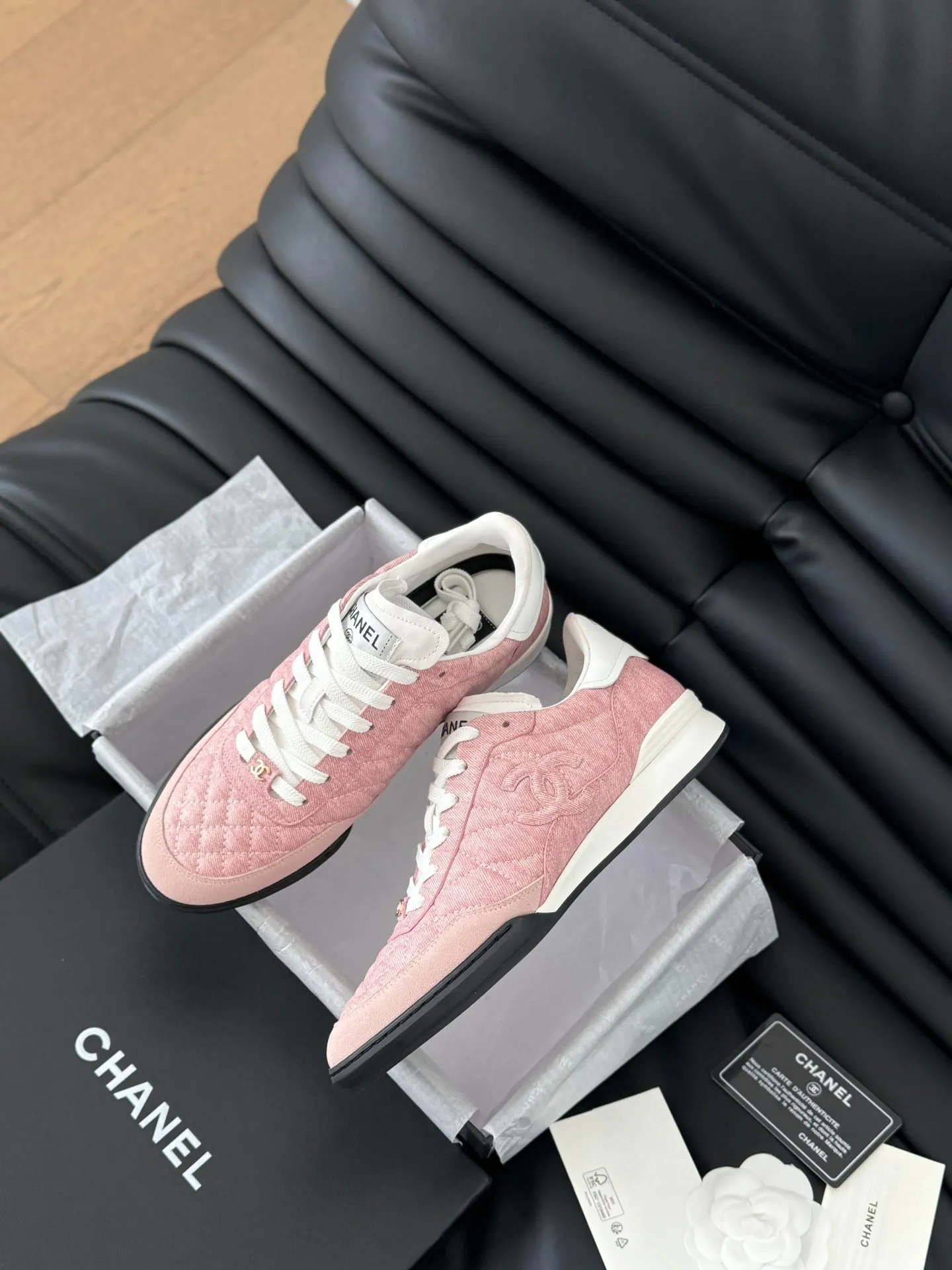 CHANEL LIGHT Hassle-free returns IN WHITE Cloud-based MIX LAMBSKIN PINK SNEAKER EMBROIDERED