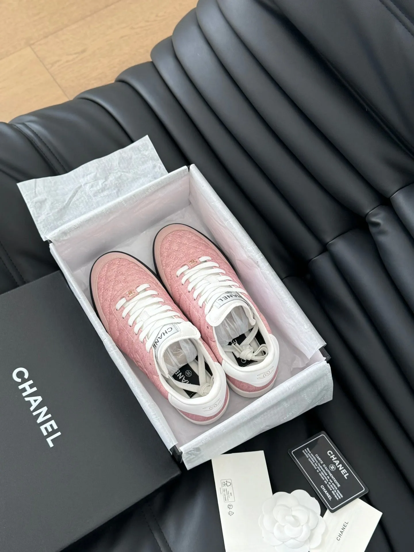 CHANEL LIGHT Hassle-free returns IN WHITE Cloud-based MIX LAMBSKIN PINK SNEAKER EMBROIDERED