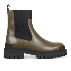 Chelsea boot with elastic