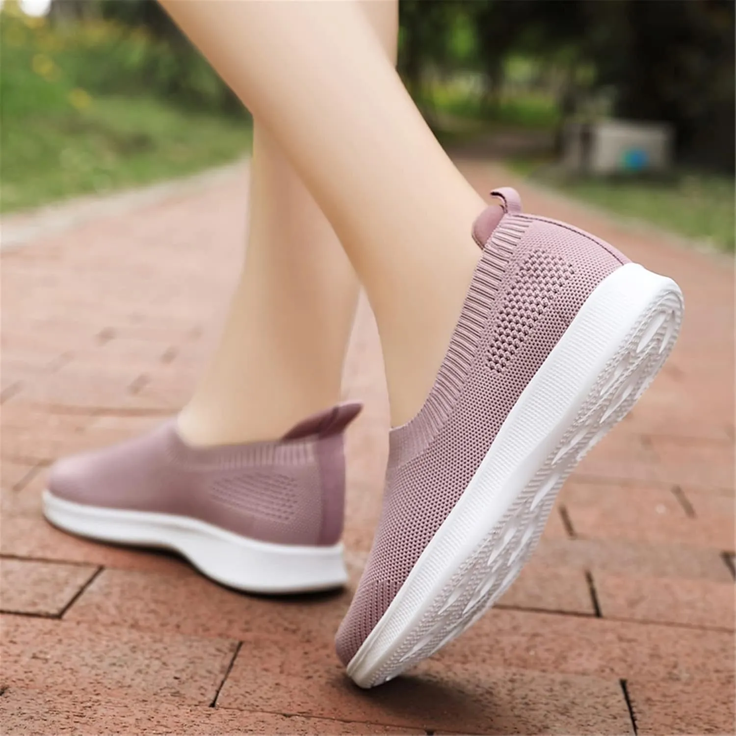 ChicWind Women's Mesh Walking Loafer Shoes Slip on Sock Sneakers Easy Nurse Flat Work Shoes