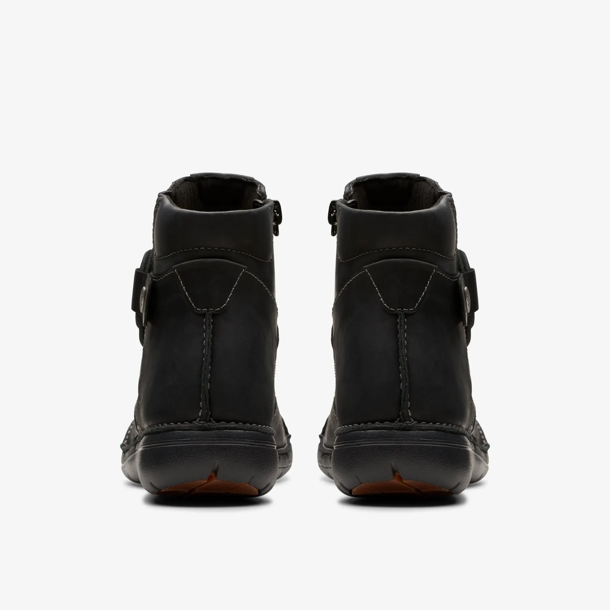 Clark's Un Loop Up (Women's) - Black Leather