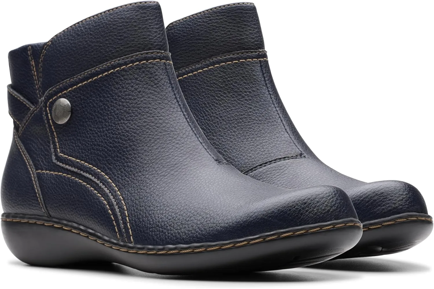 Clarks Women's Ashland Mabel Ankle Boot