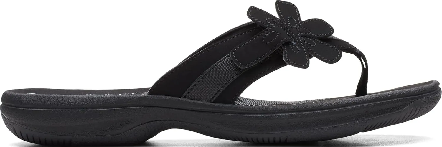 Clarks Womens Breeze Sea Flip-Flop Sandals - Comfortable Flip Flop with Adjustable Hook and Arch Support - Casual Summer Wearing Cloudsteppers for Everyday
