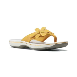 Clarks Women's Brinkley Flora H Yellow