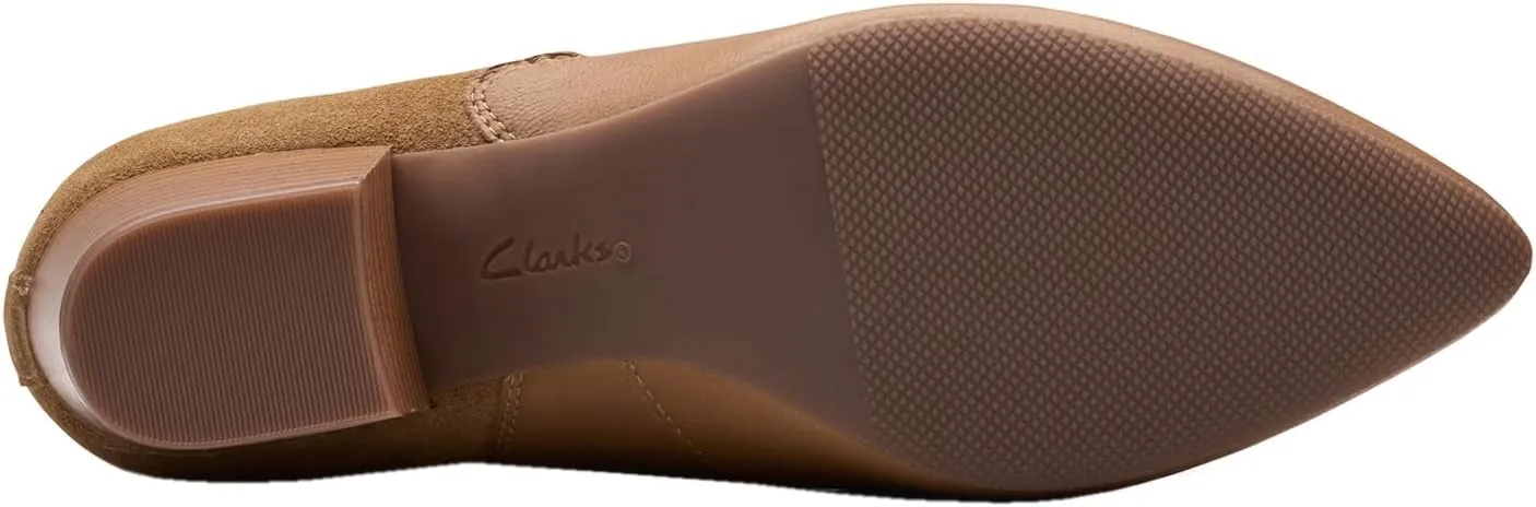 Clarks Women's Ellanie Vibe Ankle Boot