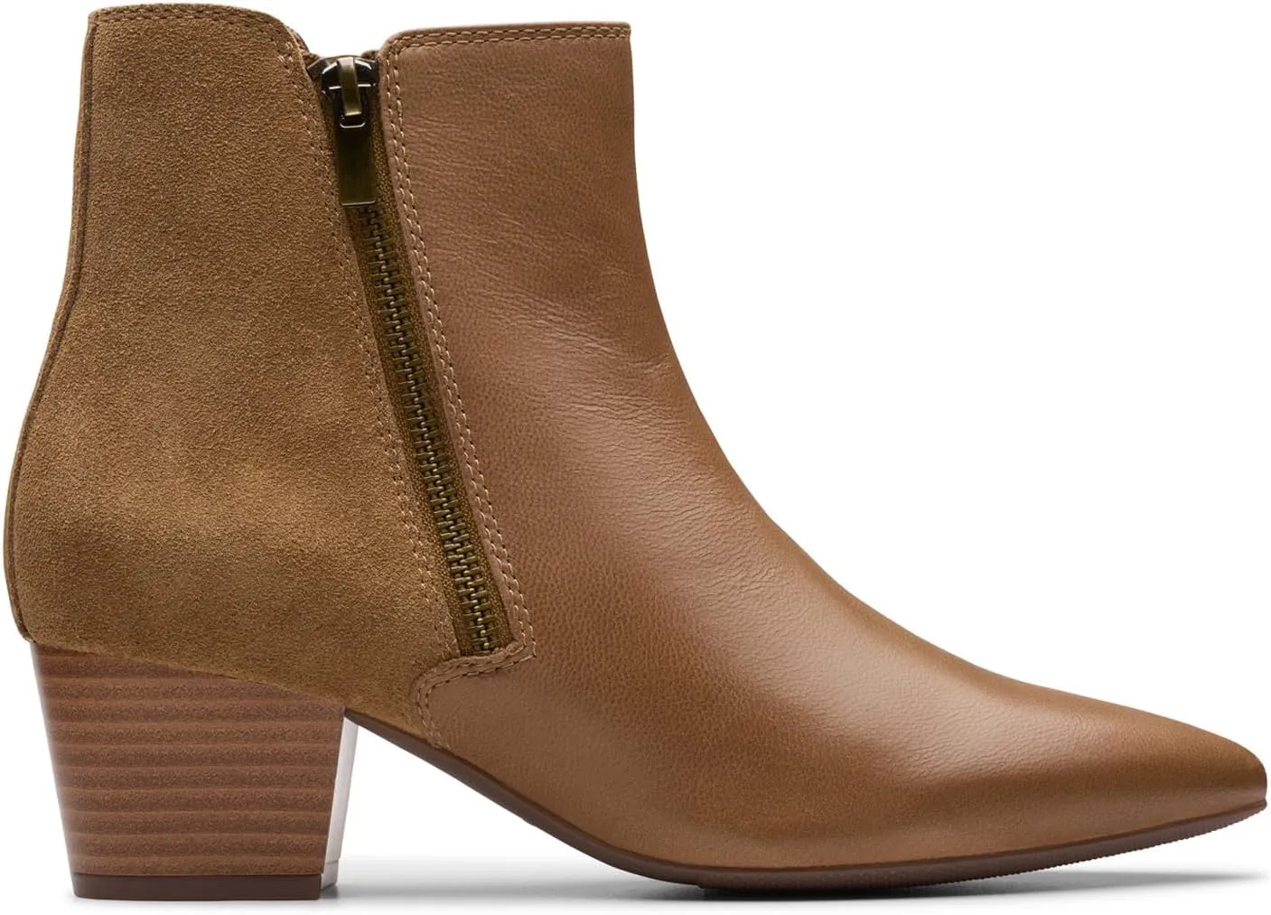 Clarks Women's Ellanie Vibe Ankle Boot