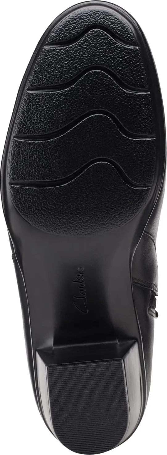Clarks Women's Emslie Essex Ankle Boot