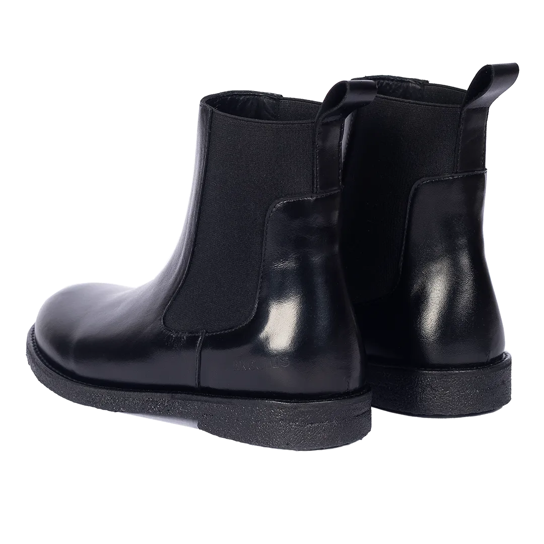 Classic chelsea boot