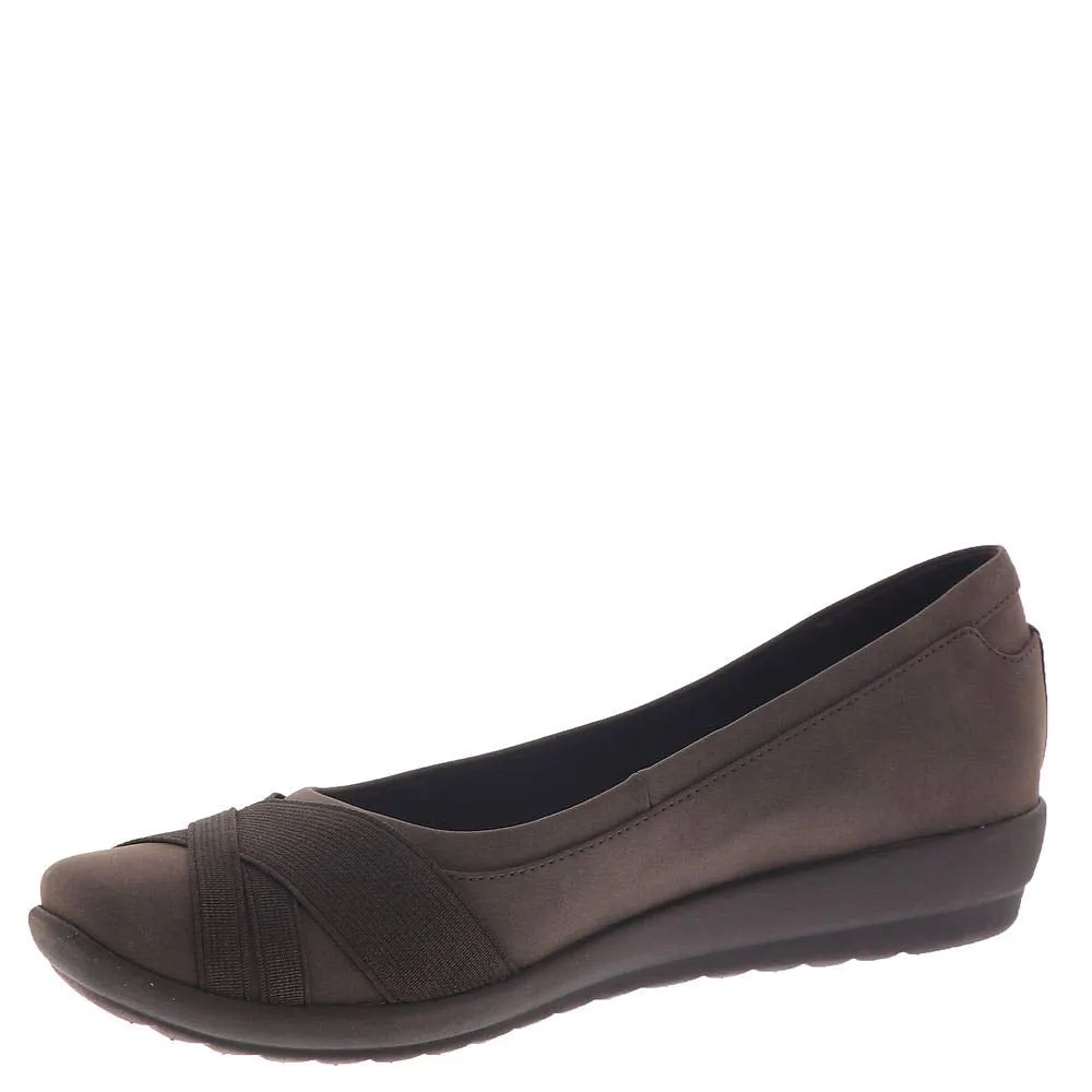 Easy Spirit Women's Acasia Loafer, Brown, 8.5