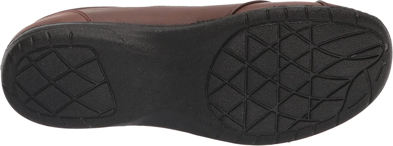 Easy Street Women's Kaz Sneaker