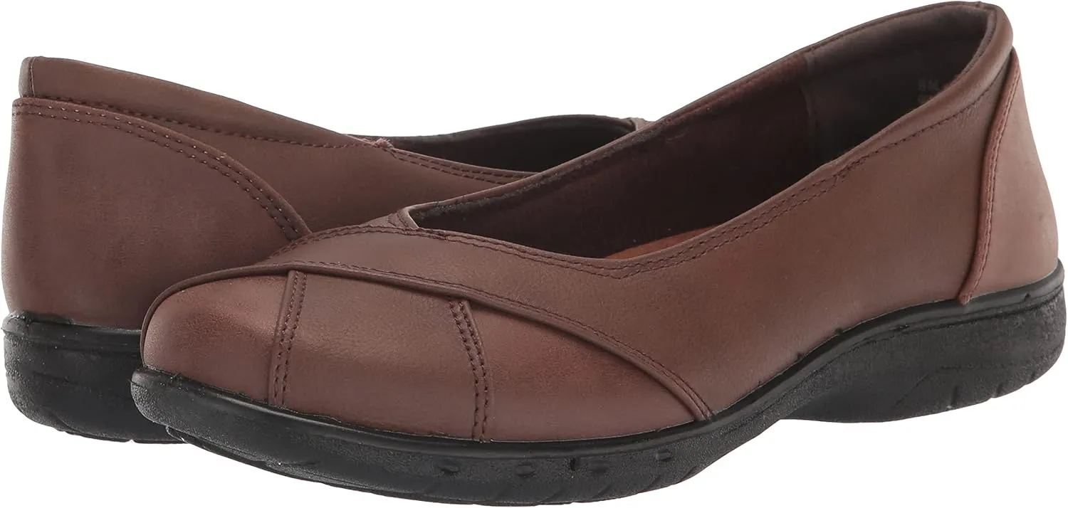 Easy Street Women's Kaz Sneaker