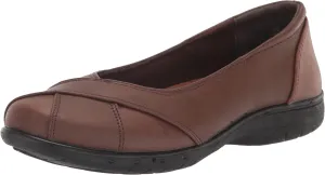 Easy Street Women's Kaz Sneaker