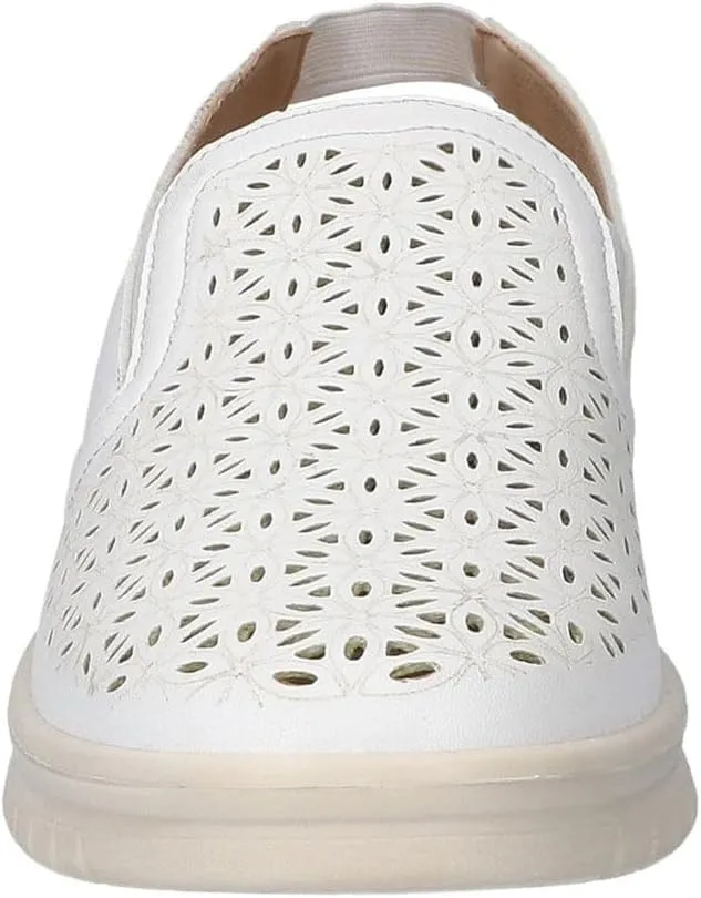 Easy Street Women's Petal Sneaker