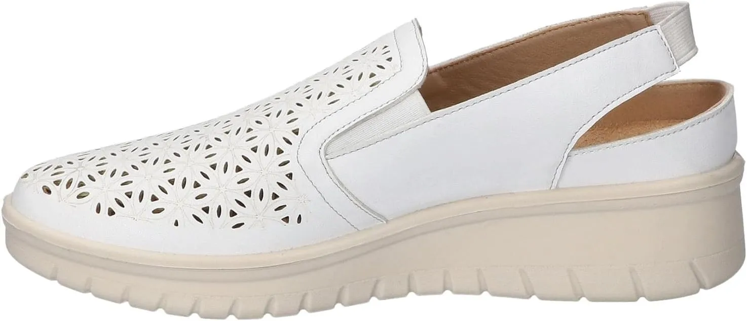 Easy Street Women's Petal Sneaker