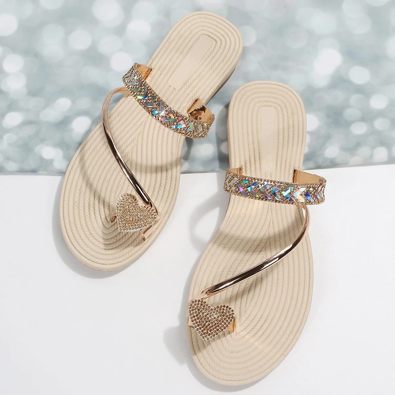 Fashion Slides Slippers for Summer Ladies Fashion Solid Color Bright Leather Love Rhinestone Cover Toe Straw Woven Flat