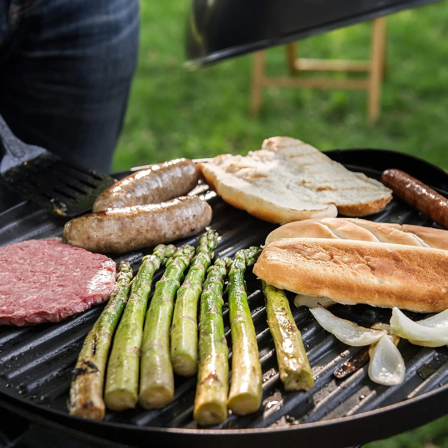 George Foreman Indoor/Outdoor Electric Grill (15-Serving) and George Foreman GFA0240RDCG Round Grill Cover