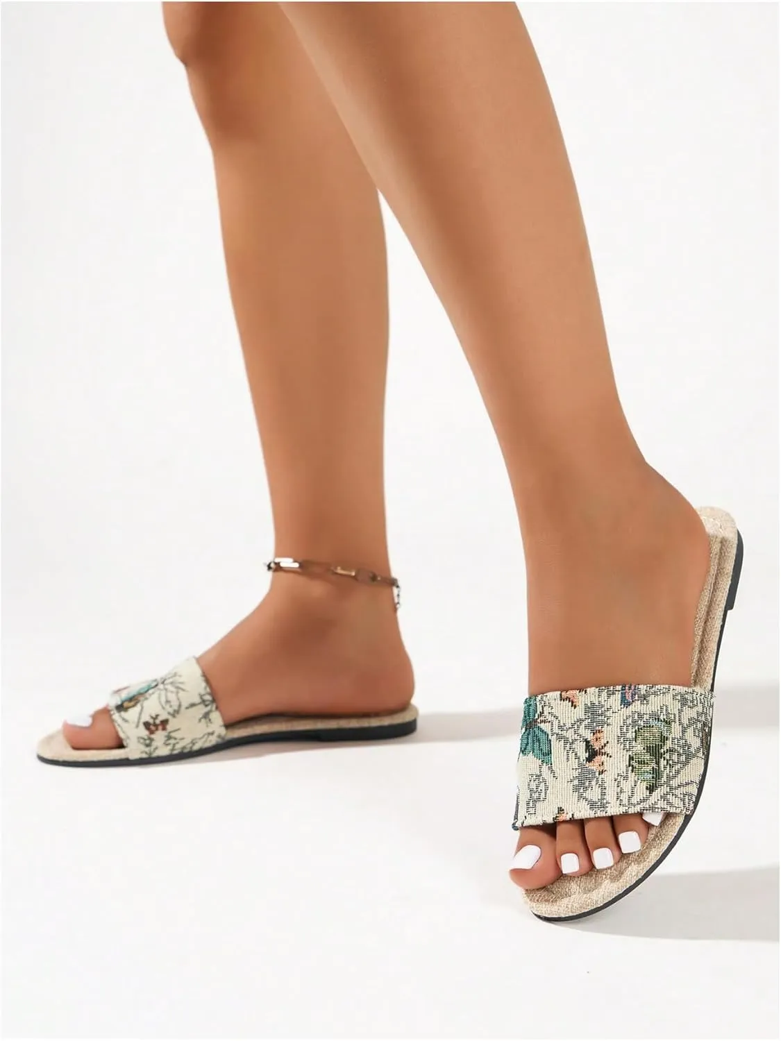 GORGLITTER Women's Embroidered Floral Flat Sandals Open Toe Slip on Boho Beach Vacation Slides Shoes
