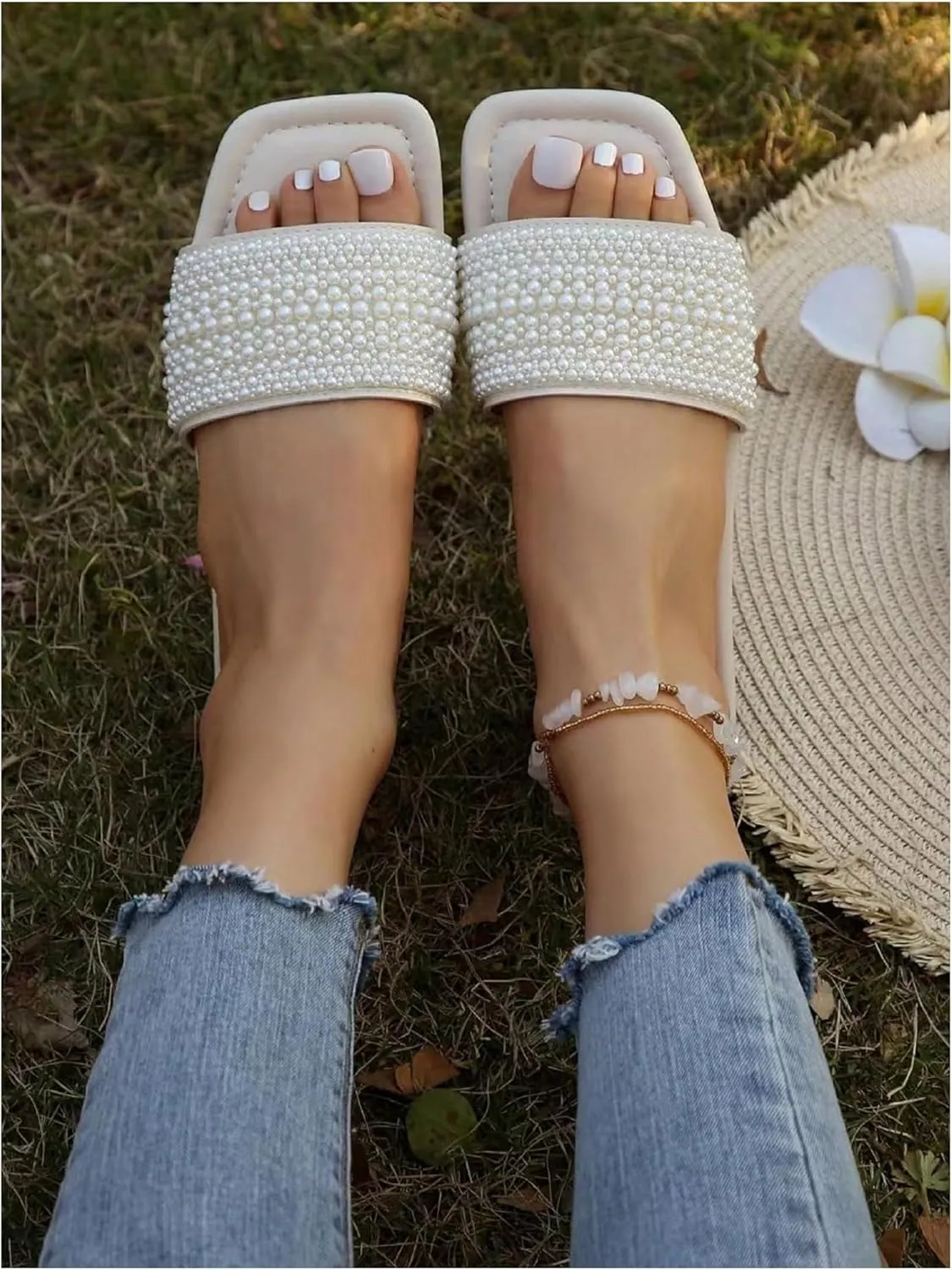 GORGLITTER Women's Pearls Sandals Rhinestone Flat Sandals Dressy Open Toe Slide Sandals