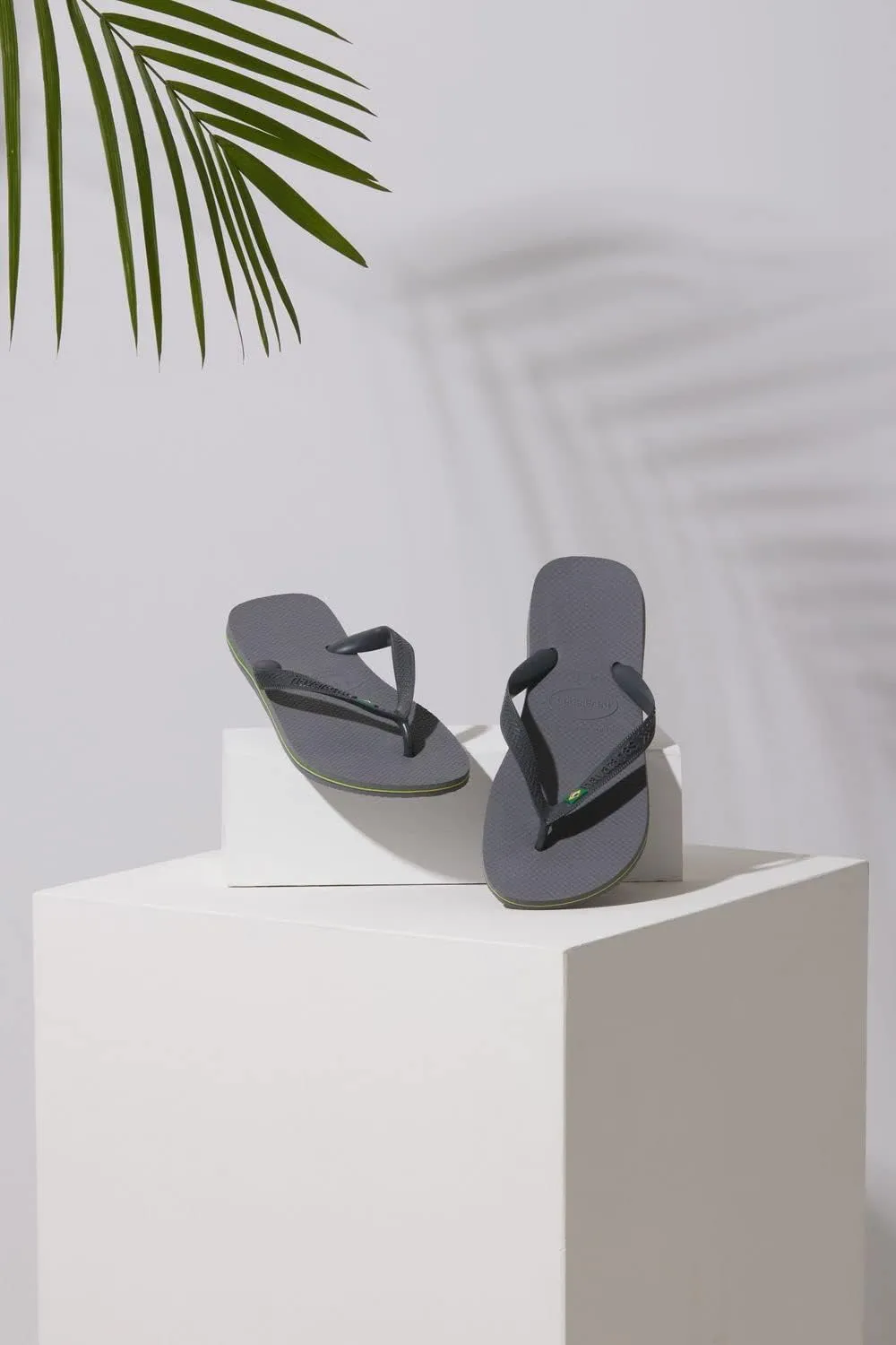 Havaianas Men's Brazil Flip Flop Sandal