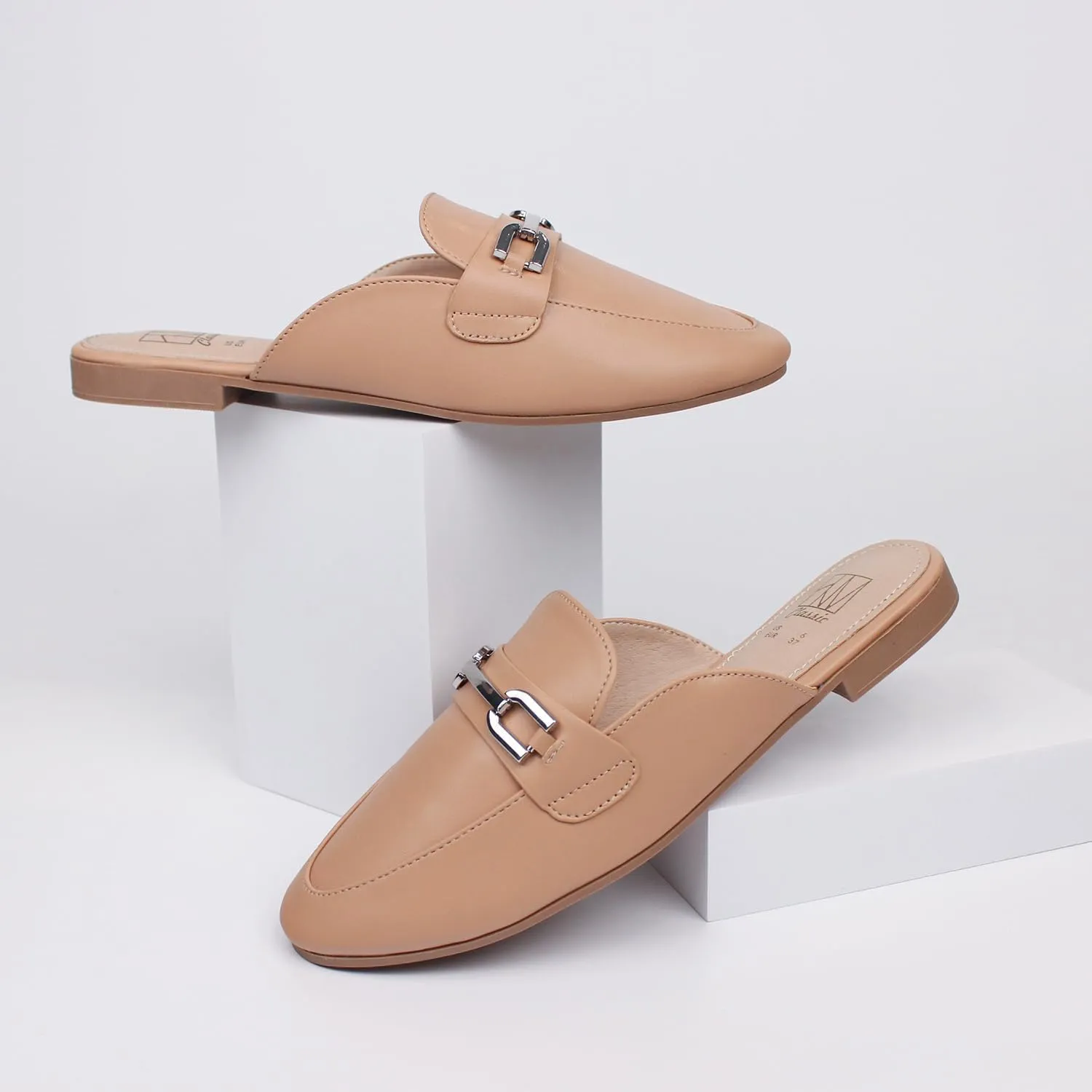 Hawkwell Women's Metal Chain Decor Backless Slip on Slides Loafer Shoes Flats Comfortable Round Toe Mules