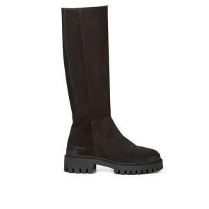 High-leg chelsea boot