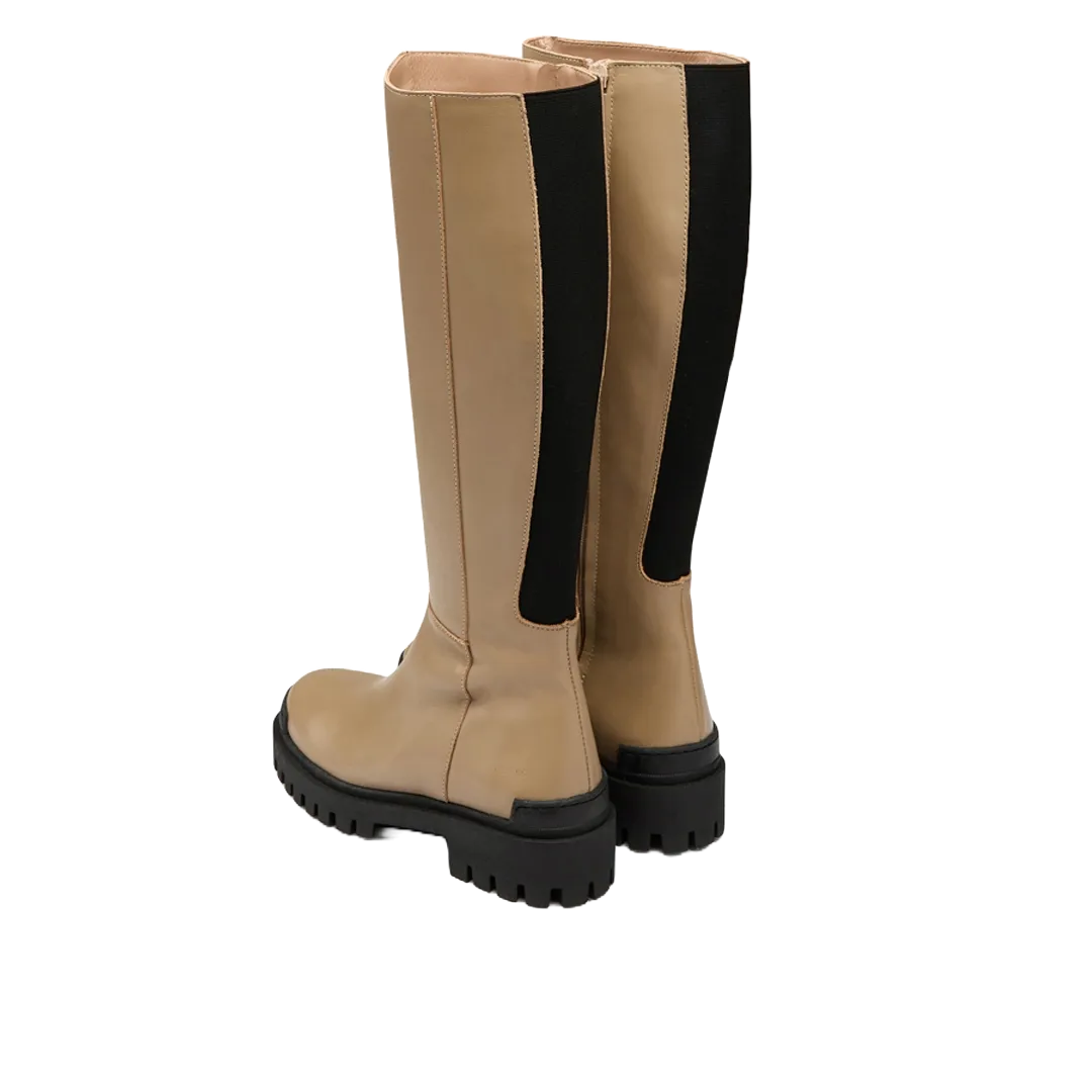 High-leg chelsea boot