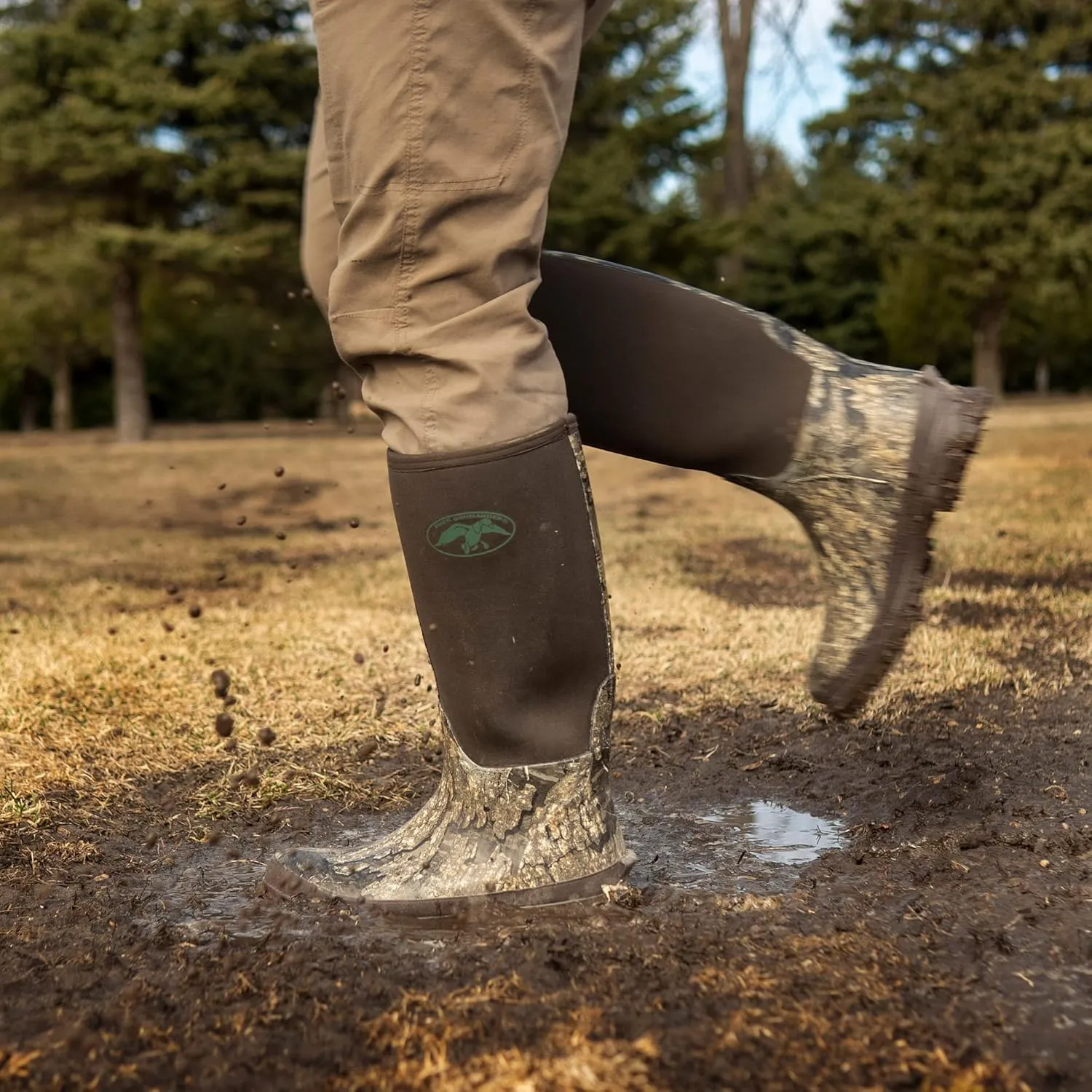 HOT SHOT Duck Commander Rubber Men’s Hunting Boot, Durable Neoprene Lightweight Waterproof High Traction Boots for Men
