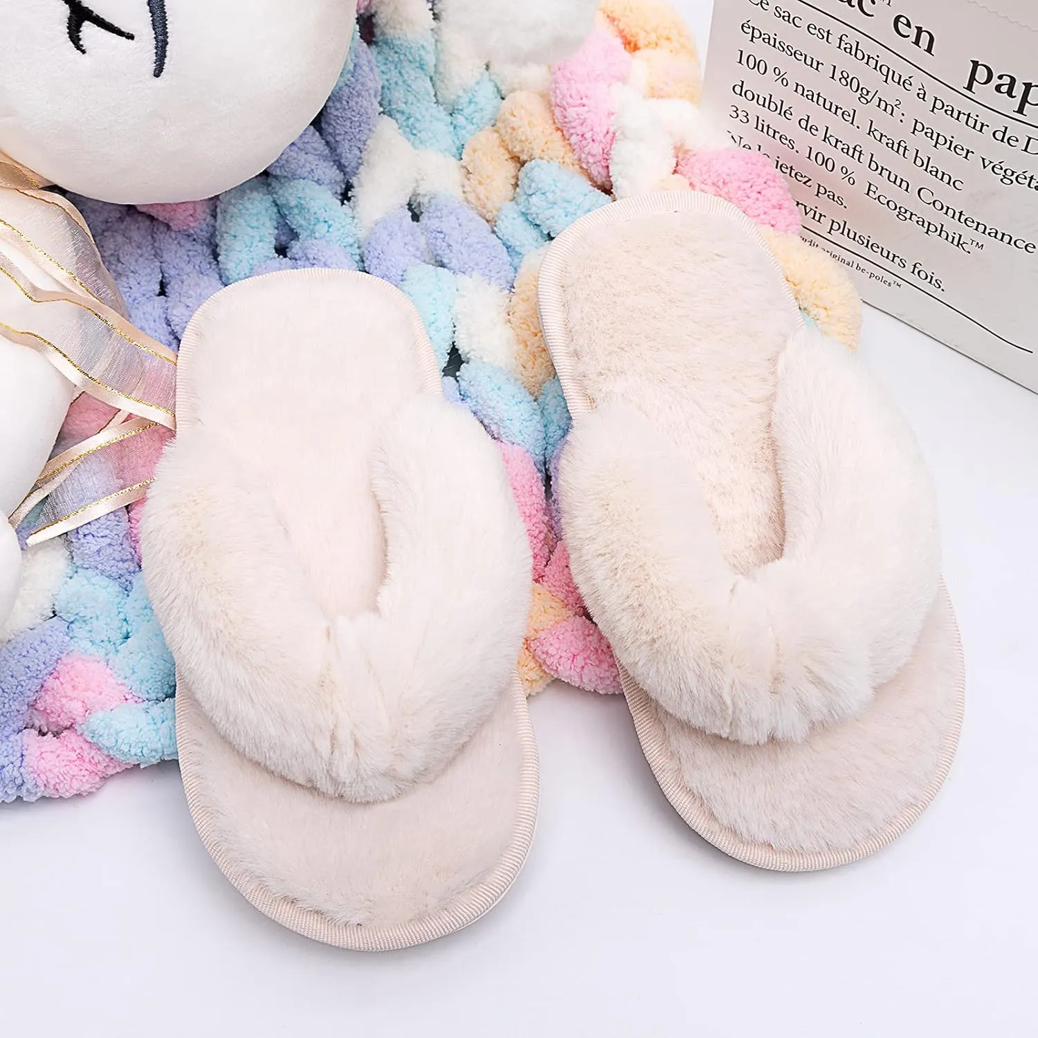 Kids Flip Flop Slippers Soft Plush Fuzzy House Home Thong Slippers for Boys and Girls Open Toe Indoor Outdoor Warm Comfy Slip On