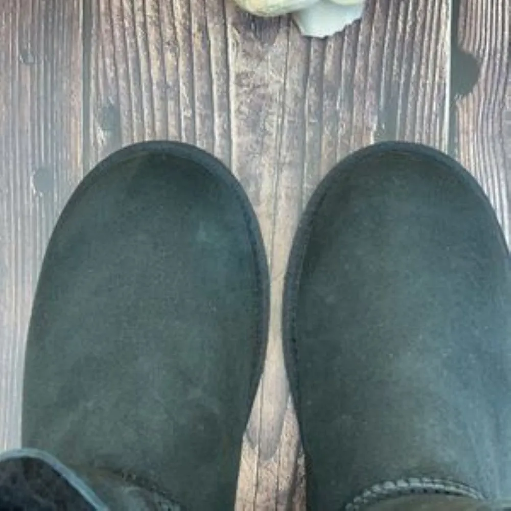 Kirkland Black Faux Fur Winter Ankle Bootie 9M