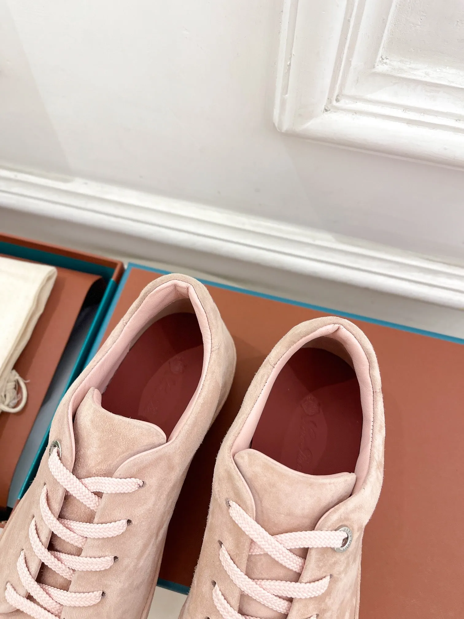 LP Nuage Sneaker In Light Pink Suede 988289