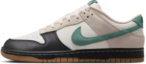 Men's Basketball Shoes: Nike Dunk Low in Light Orewood Brown/Black