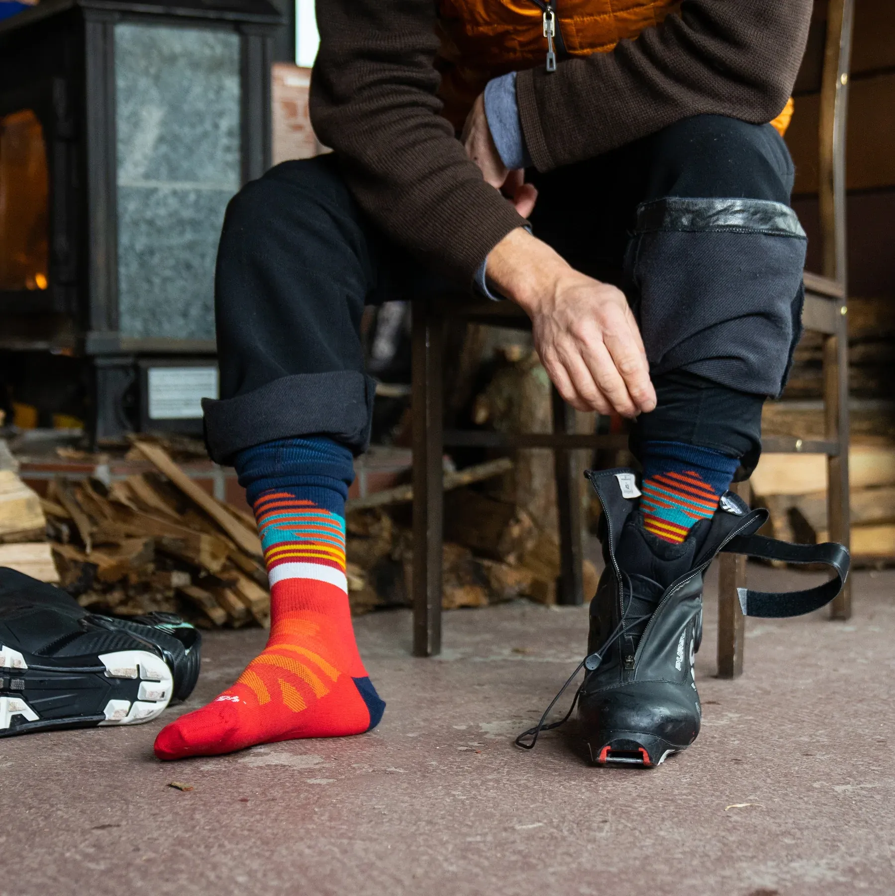 Men's Boot Lillehammer Nordic Lightweight Ski & Snowboard Socks (Red)
