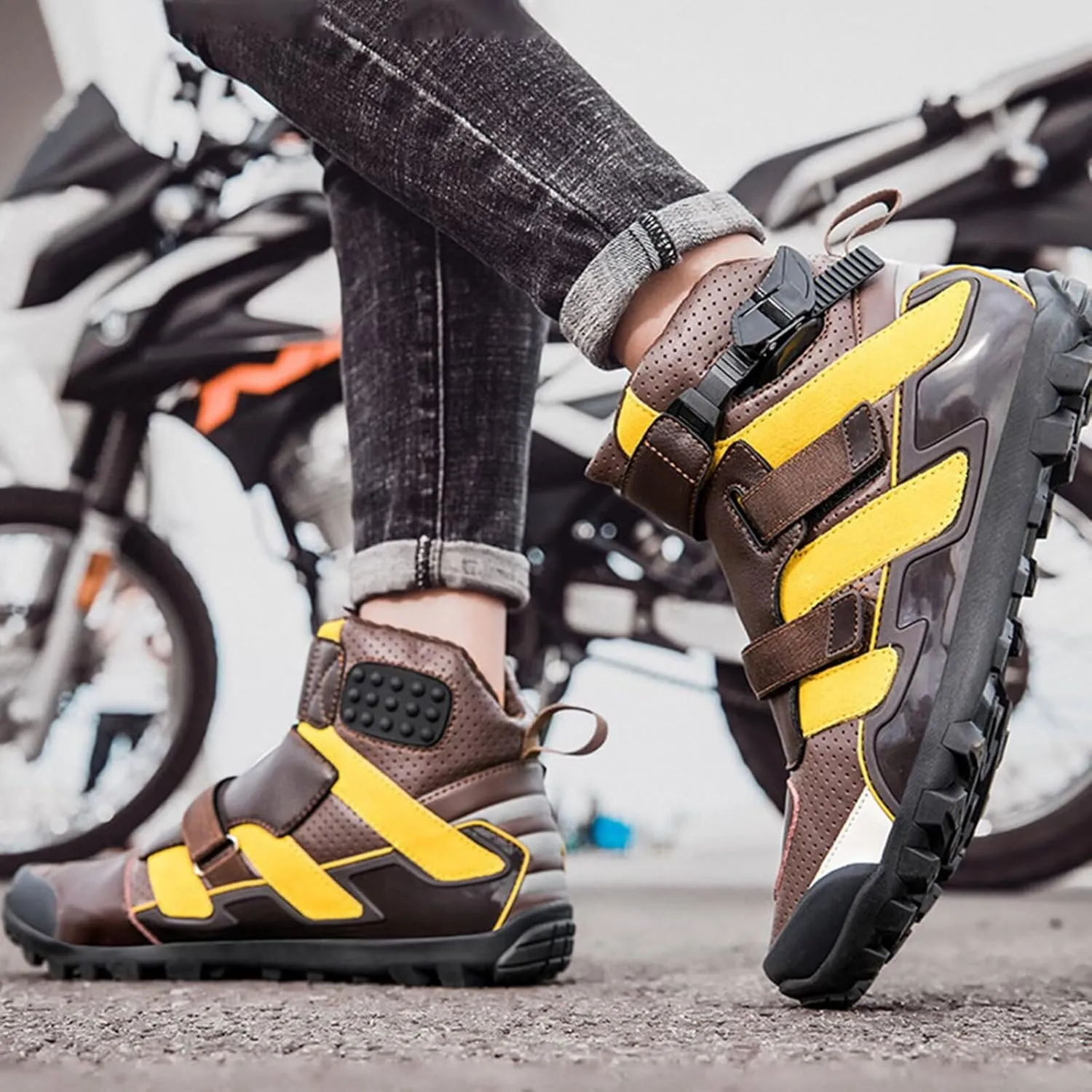 Men's Motorcycle Boots Racing Shoes Self-Adhesive Breathable Casual Short Ankle Road Street Motocross Protective Sneakers Touring Sports Safety Shoes