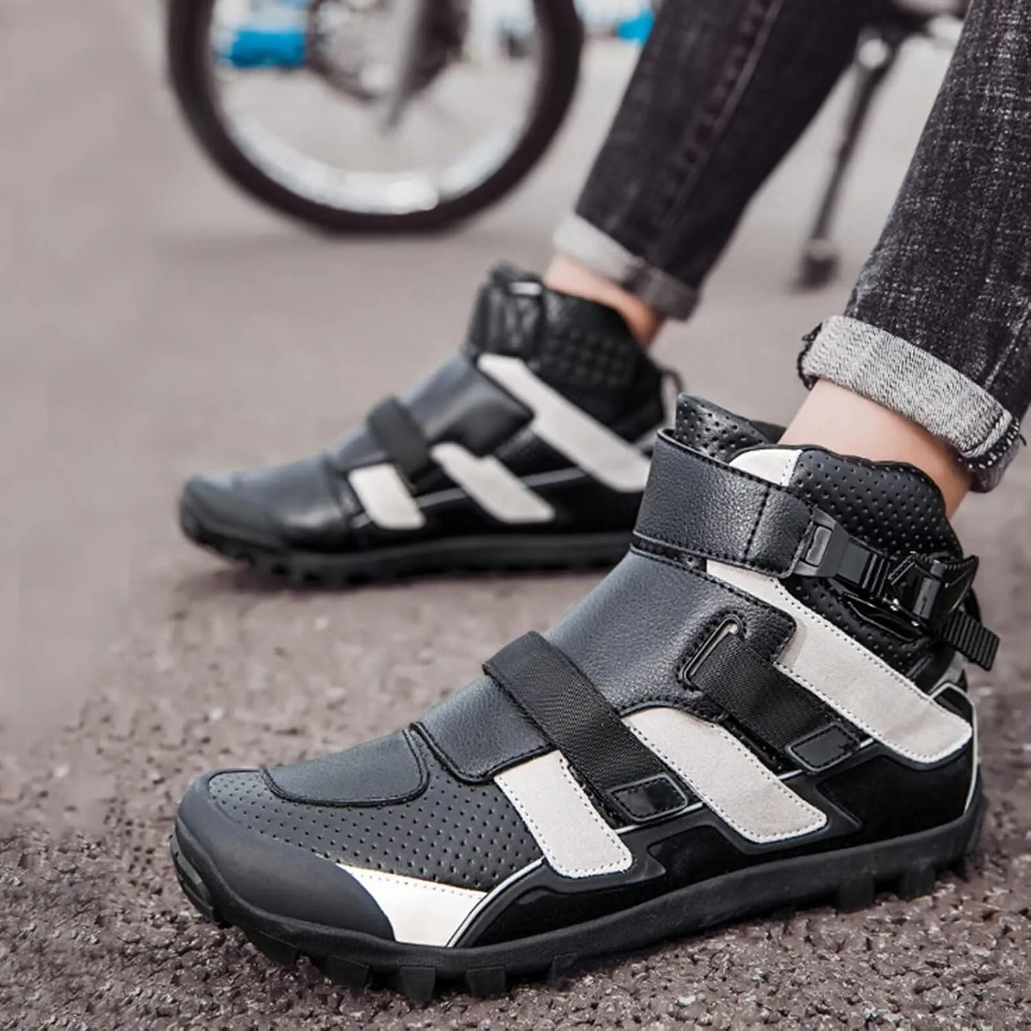 Men's Motorcycle Boots Racing Shoes Self-Adhesive Breathable Casual Short Ankle Road Street Motocross Protective Sneakers Touring Sports Safety Shoes