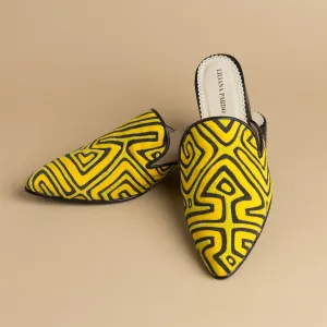 Mola Mule | Black Yellow Arrows
