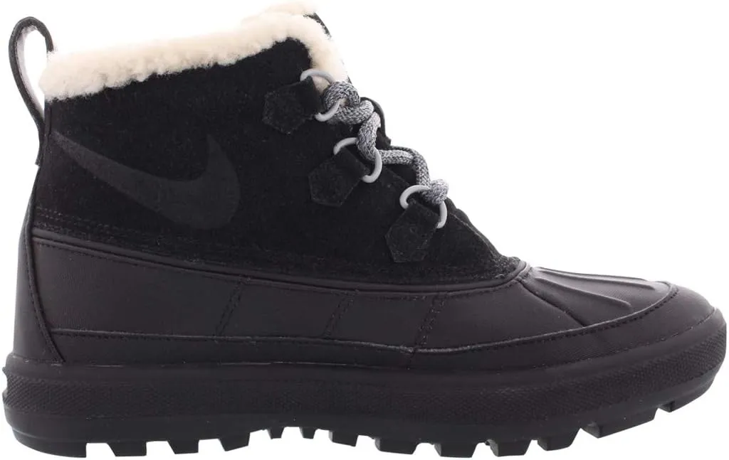Nike Women's Woodside Chukka II Duck Boot