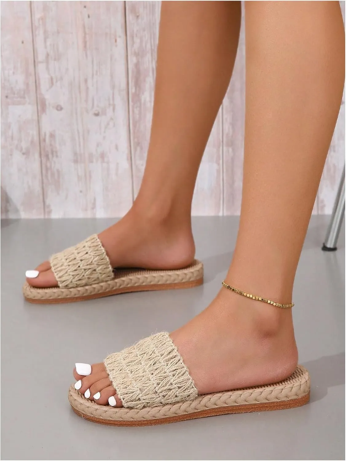 OYOANGLE Women's Boho Linen Braided Single Band Slide Sandals Beach Vacation Straw Flat Sandal