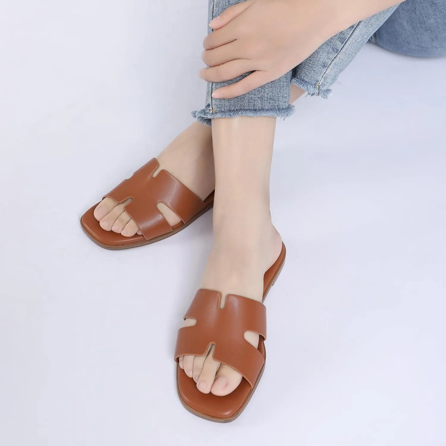 Rihero Women's Dressy Flat Sandals Comfortable Slip On Leather Slide Sandals
