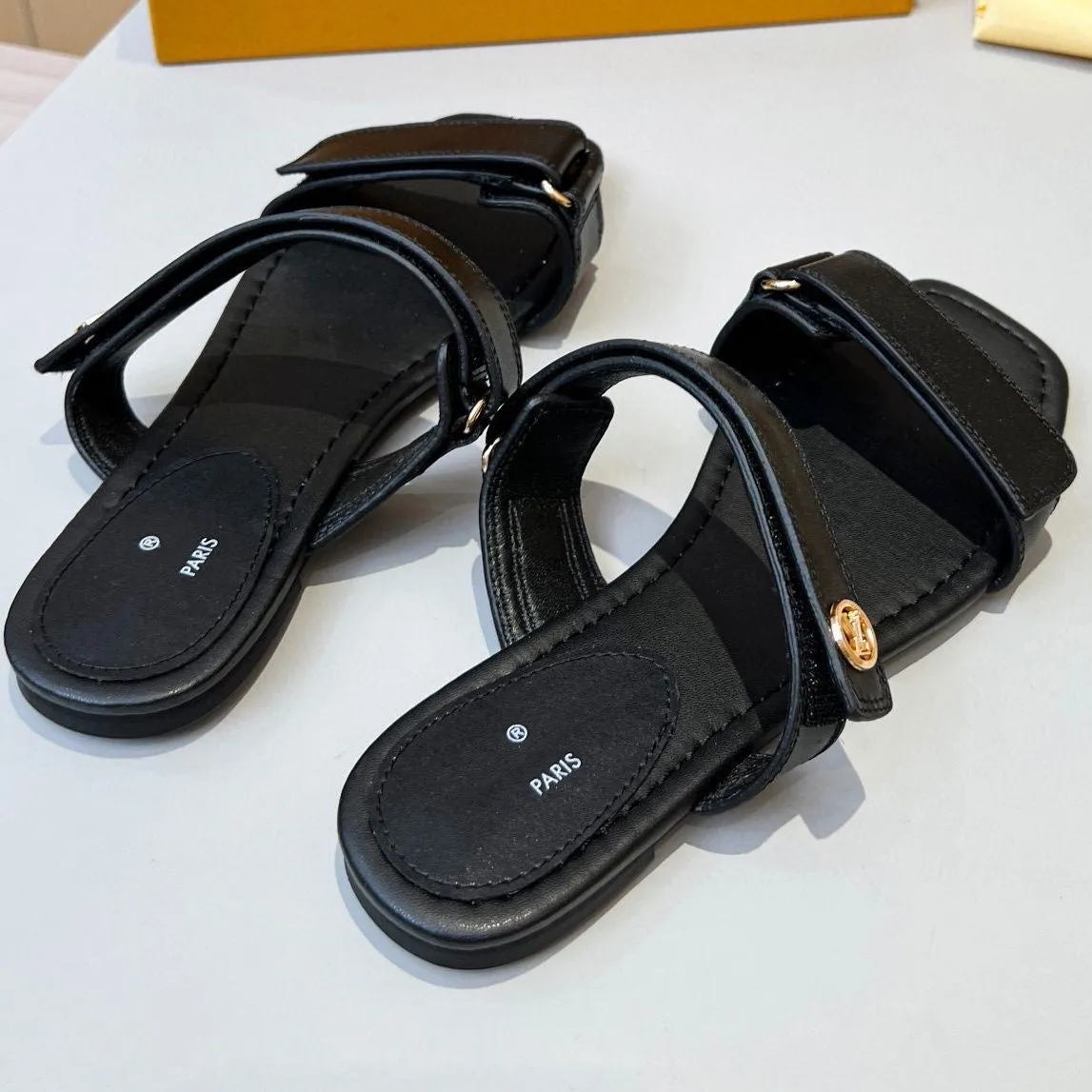 SE1056 LB Flat Mule /  Size5-11