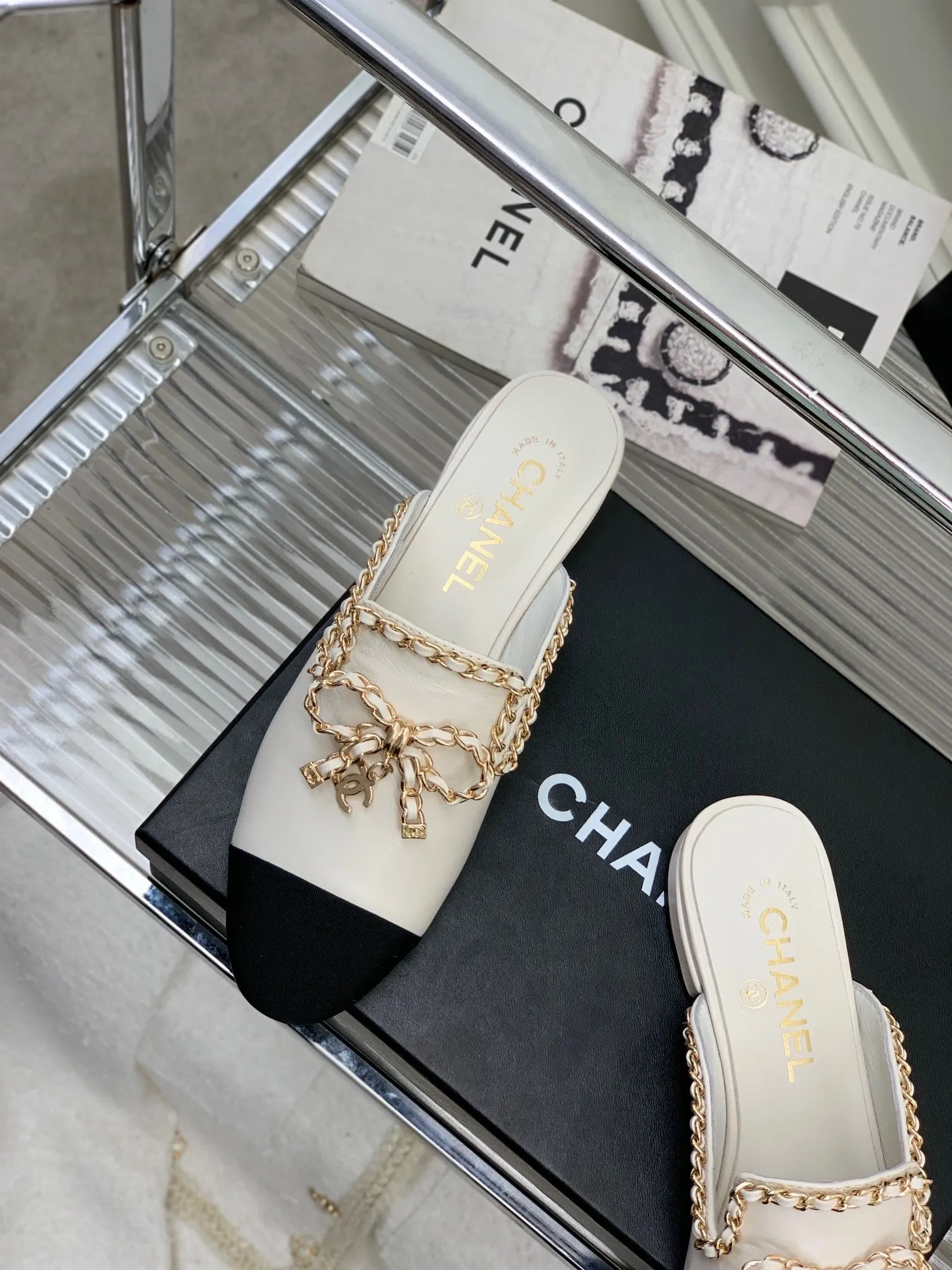 SE1154 CC Slippers / Size4-10