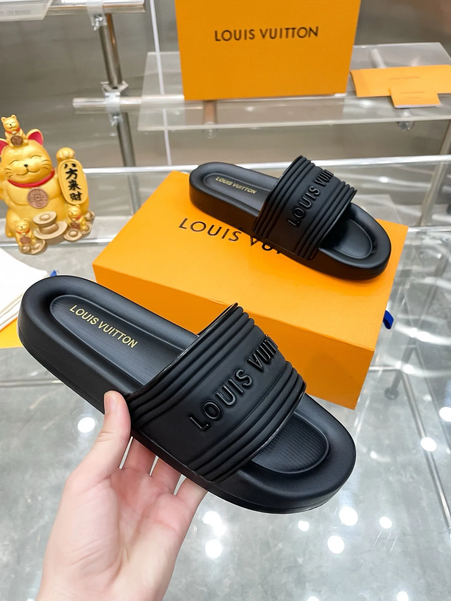 SE1429 LB Women/Men Slippers