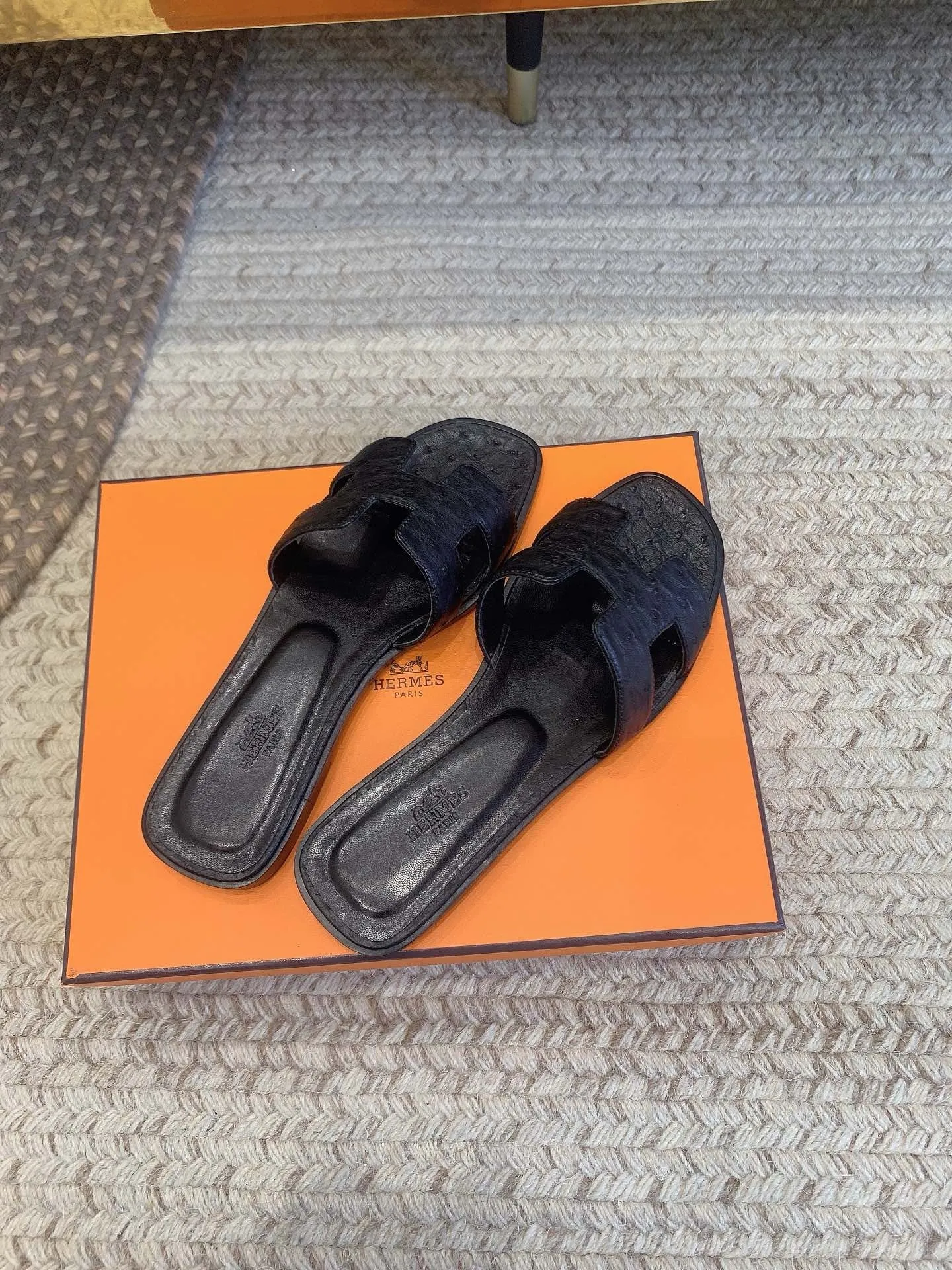 SE1581 Hermes Oran Sandal / Size5-12