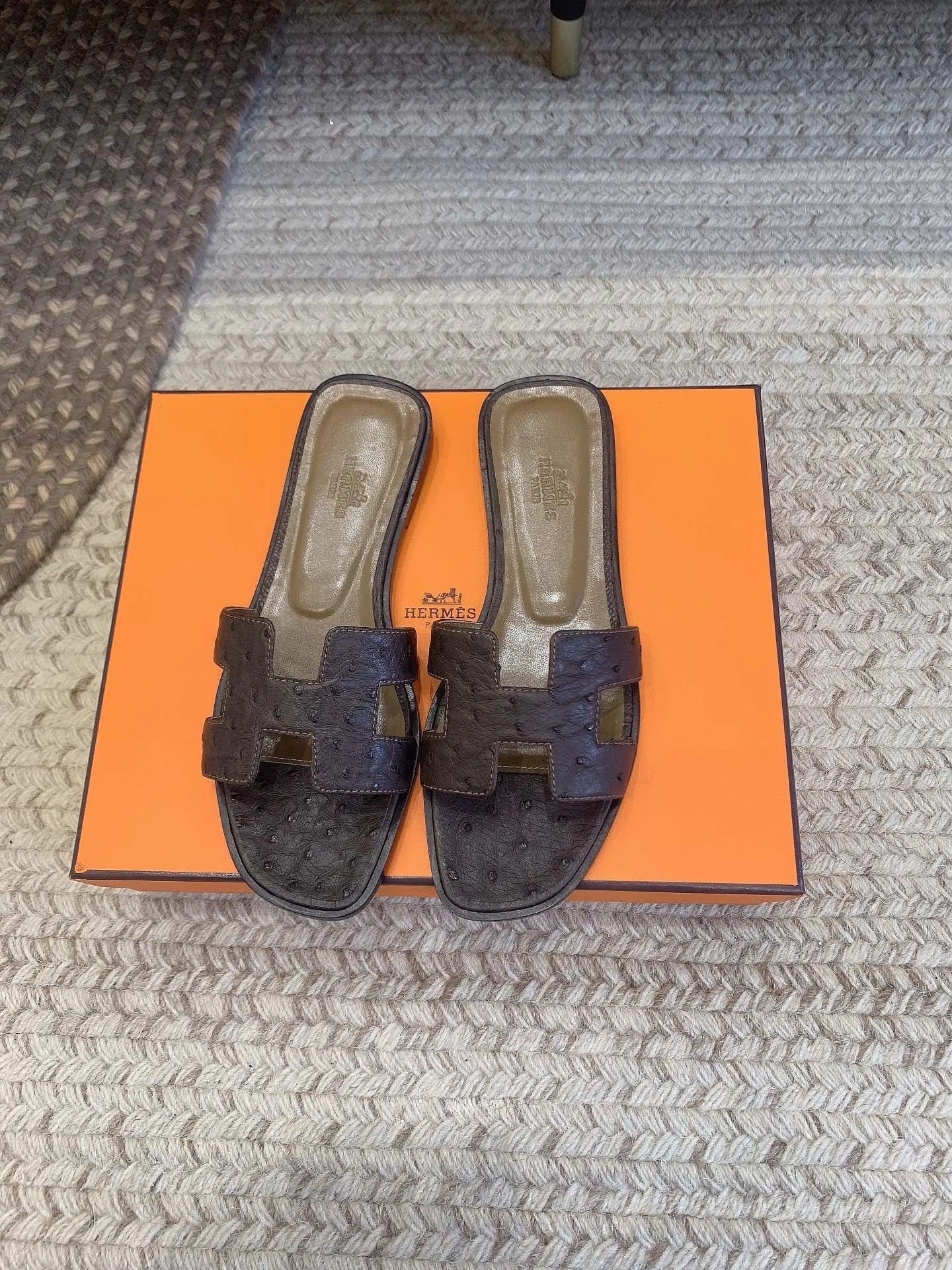 SE1581 Hermes Oran Sandal / Size5-12