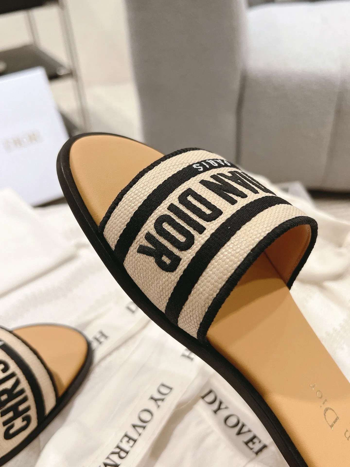 SE1604 Dway Slide / Size4-11