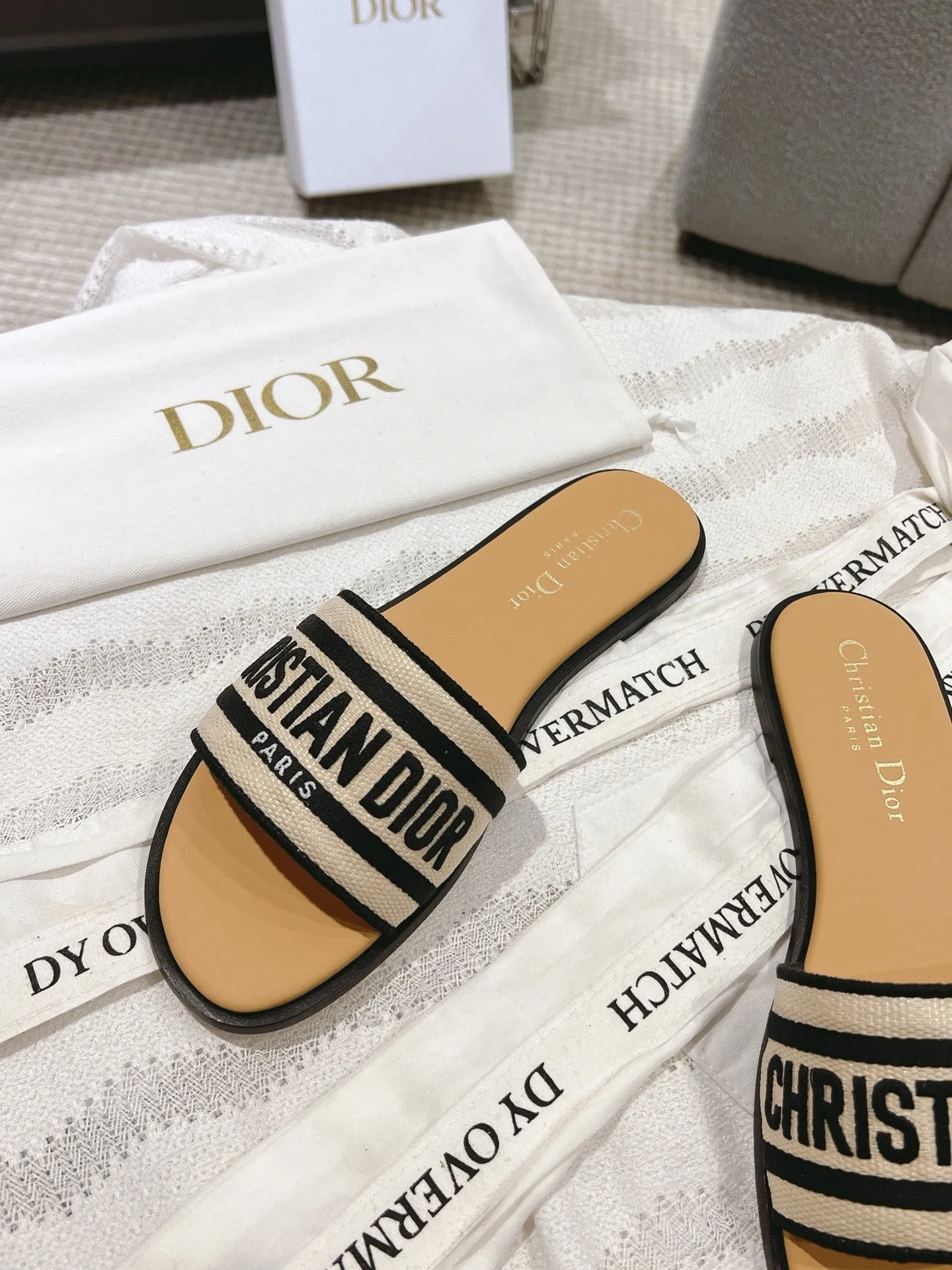 SE1604 Dway Slide / Size4-11
