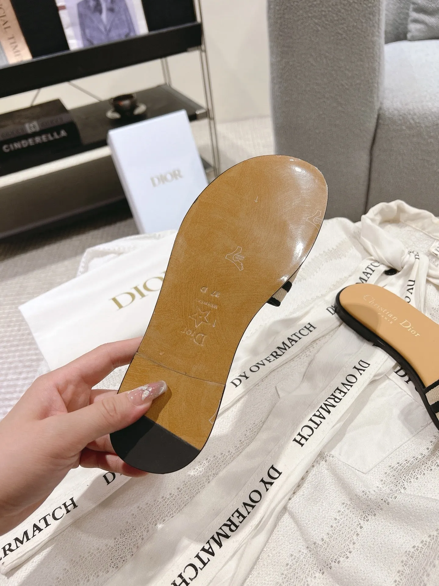 SE1604 Dway Slide / Size4-11