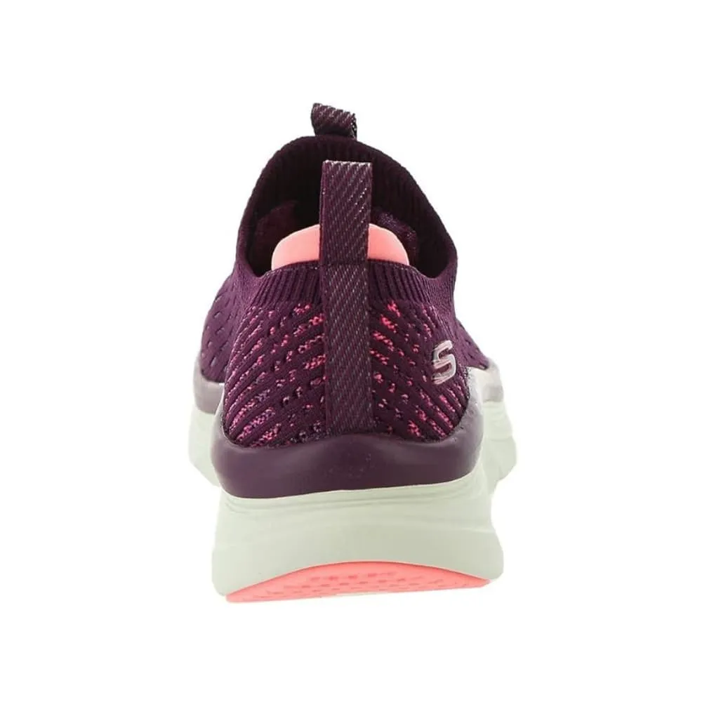Skechers Women's D'lux Walker Star Stunner Sneaker