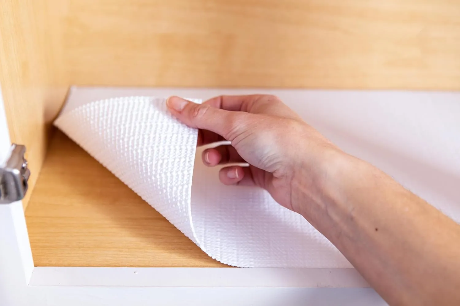 Smooth Top EasyLiner for Cabinets & Drawers - Easy to Install & Cut to Fit - Shelf Paper & Drawer Liner Non Adhesive - Non Slip Shelf Liner for Kitchen & Pantry - 12in. x 24ft. - White